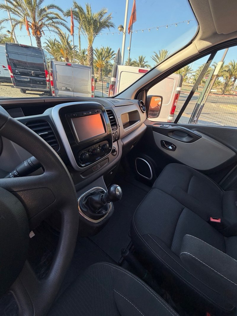 Renault Trafic 2018, foto 14