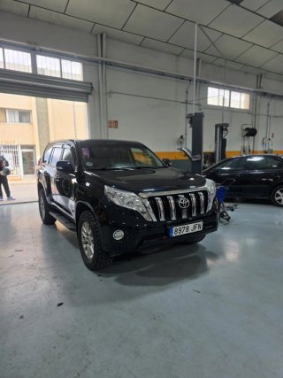 Toyota Land Cruiser 150 2015