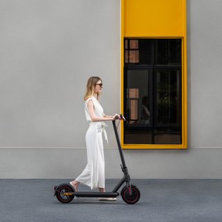 Patinete eléctrico scooter Xiaomi 4 Pro