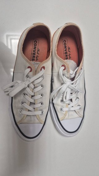 Converse Chuck Taylor Talla 39 Beige/Blanco