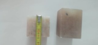 2 piccoli portalumini in alabastro