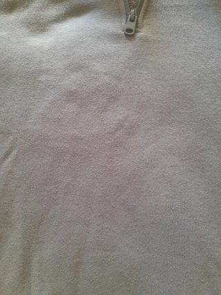 Sudadera gris con cremallera