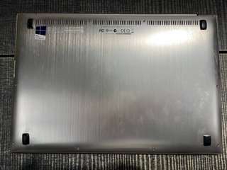 Portátil Asus i7 3517U