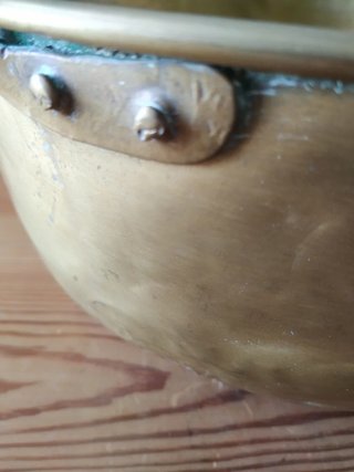 Olla Antigua de Bronce con Asas