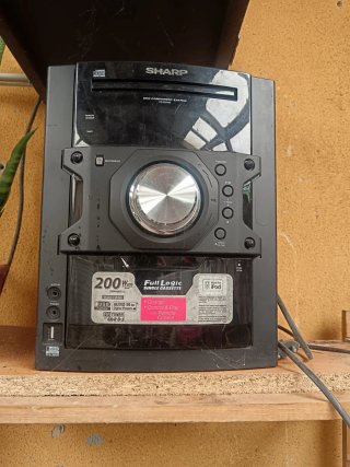 Mini componente Sharp CD-CH796