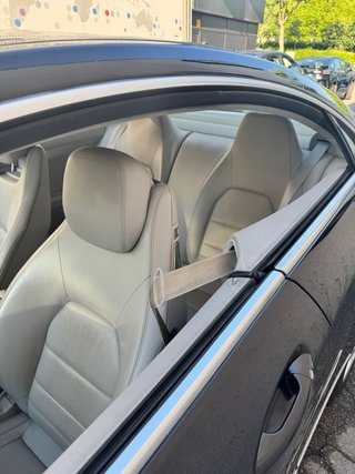 E250 coupe precioso. precio esta semana !