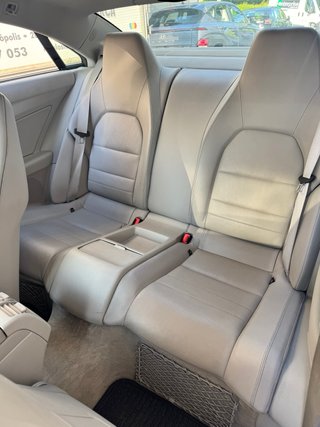 E250 coupe precioso. precio esta semana !