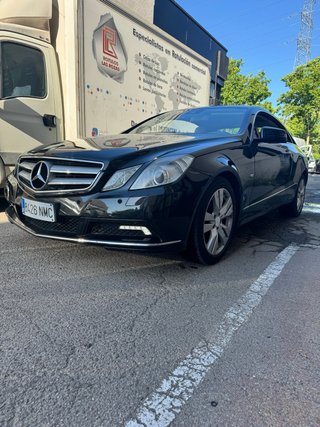 E250 coupe precioso. precio esta semana !