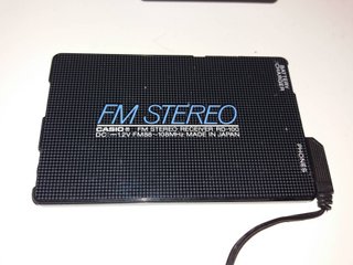 Radio antigua CASIO RD-100 Tamaño Tarjeta Crédito