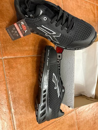 Zapatos de seguridad U-Power negros