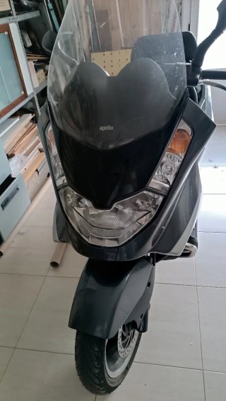 Aprilia Arrecife 500 Maxi Scooter