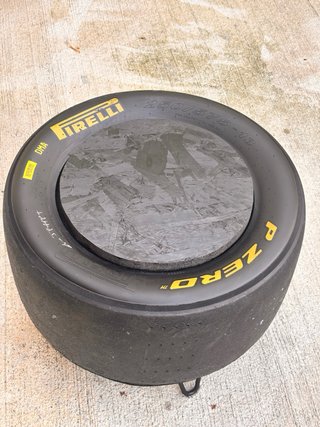 Tavolino Pneumatico Pirelli P Zero