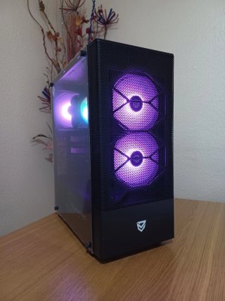 Workstation 10 Núcleos 64GB RAM HDMI Wifi