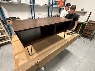 Mueble de baño con espejo