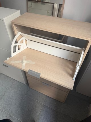 Mueble de baño con espejo