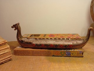 Incensario Barco Vikingo nuevo