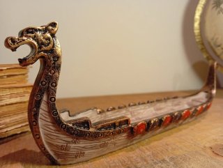 Incensario Barco Vikingo nuevo