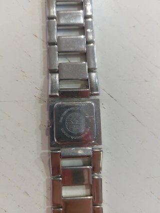 Reloj Emporio Armani parado