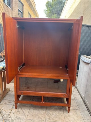 Mueble TV madera y cristal