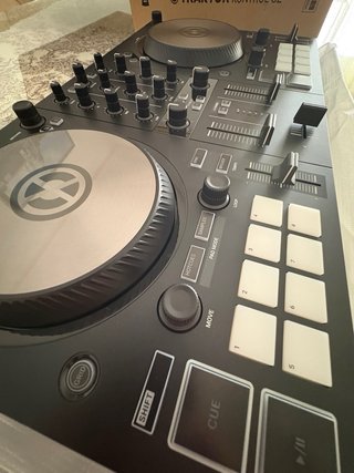 Native Instruments Traktor Kontrol S2 MK3