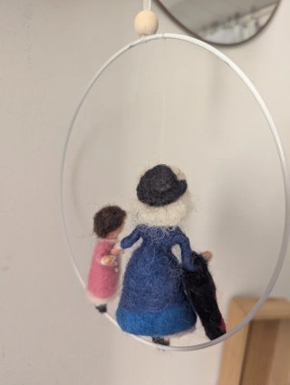 Mobile lana cardata nanny e bimba