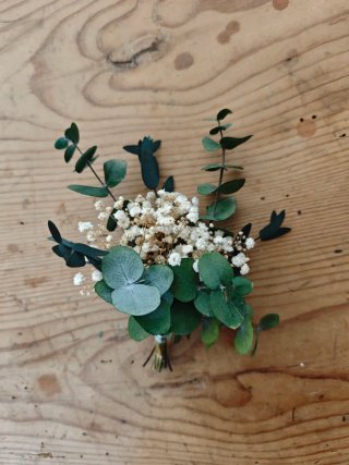 Prendido floral eucalipto y paniculata