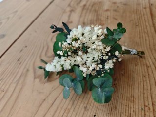 Prendido floral eucalipto y paniculata