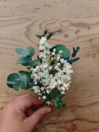 Prendido floral eucalipto y paniculata