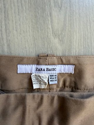 Pantalón marrón claro
