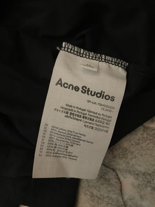 Camiseta Acne Studios Manga Larga Negra