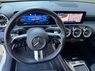 Mercedes-Benz Clase A 200 - 5.400 kms - Nacional