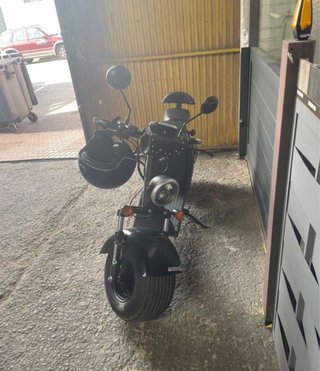 Moto eléctrica homologada con dos baterias