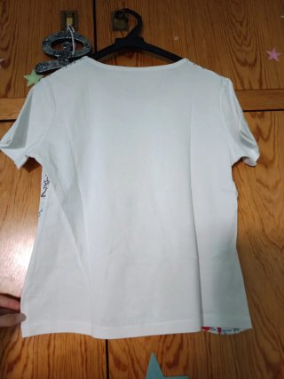 Camiseta Estampada Flores estilo Desigual