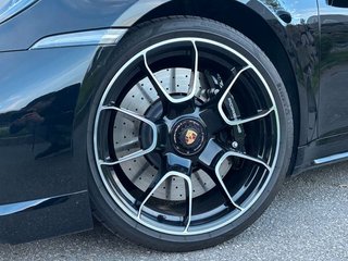 Porsche 911 992 TURBO 580CV (2023)