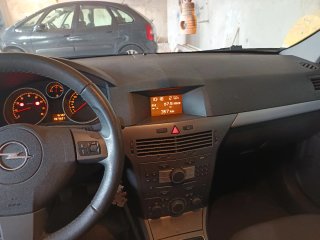 Opel Astra 2007