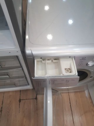 Lavadora secadora Indesit Nevera Daewoo garantía T