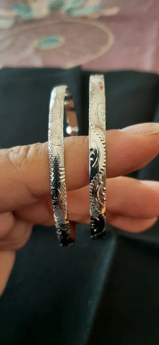 Conjunto 2 pulseras plateadas nuevas