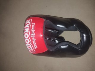 Casco de boxeo y artes marciales