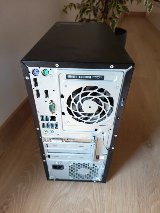 Torre/ configurado como servidor  Ordenador HP Z23