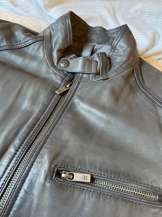 Chaqueta de piel gris