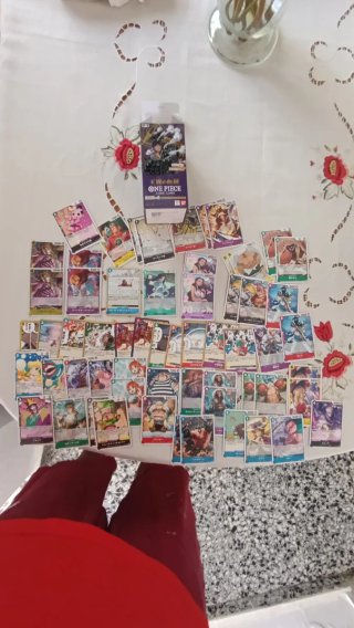 Lote de 131 cartas One Piece