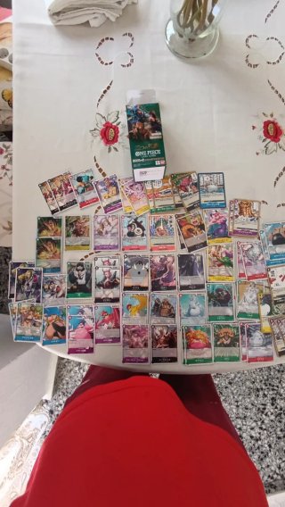 Lote de 131 cartas One Piece