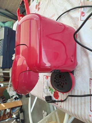 Cafetera Tassimo Bosch Roja