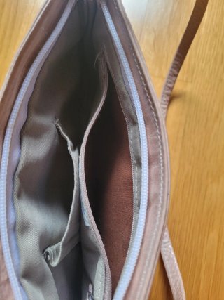 Bolso bandolera rosa