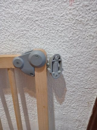 Barrera de seguridad para bebé de madera