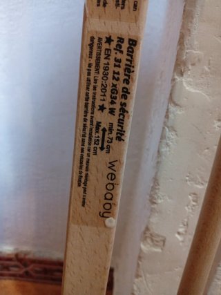 Barrera de seguridad para bebé de madera