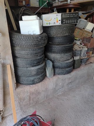 Ruedas completas de Seat Panda y de remolque