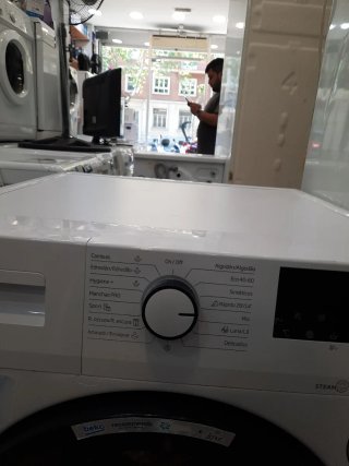 Lavadora Beko + Nevera AEG