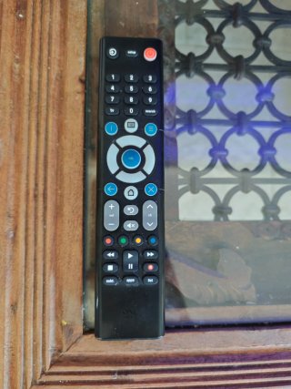 TV Hitachi 50