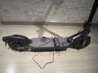 Patinete Eléctrico Segway Ninebot F40E